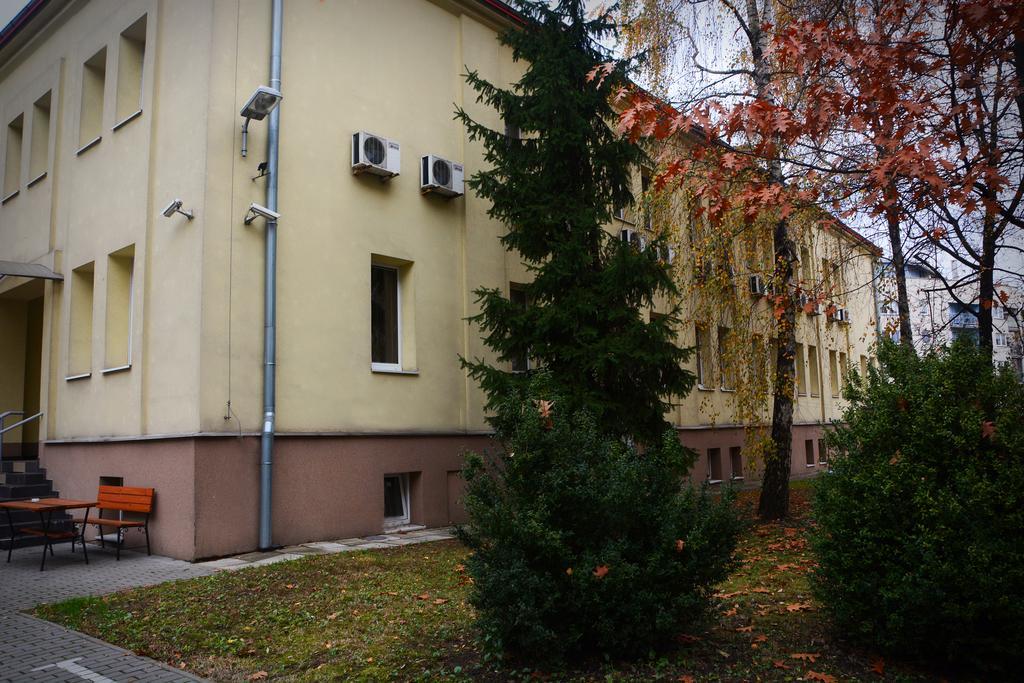 Aparthotel Bajeczna Краков Экстерьер фото