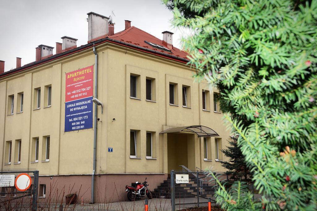 Aparthotel Bajeczna Краков Экстерьер фото