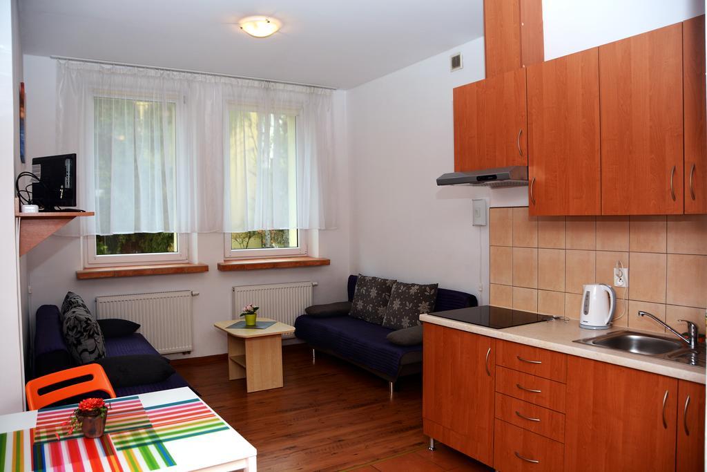 Aparthotel Bajeczna Краков Экстерьер фото