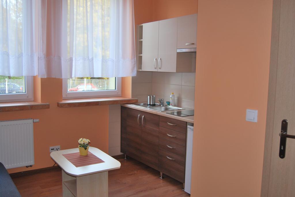 Aparthotel Bajeczna Краков Экстерьер фото