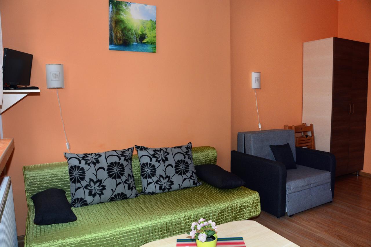 Aparthotel Bajeczna Краков Экстерьер фото